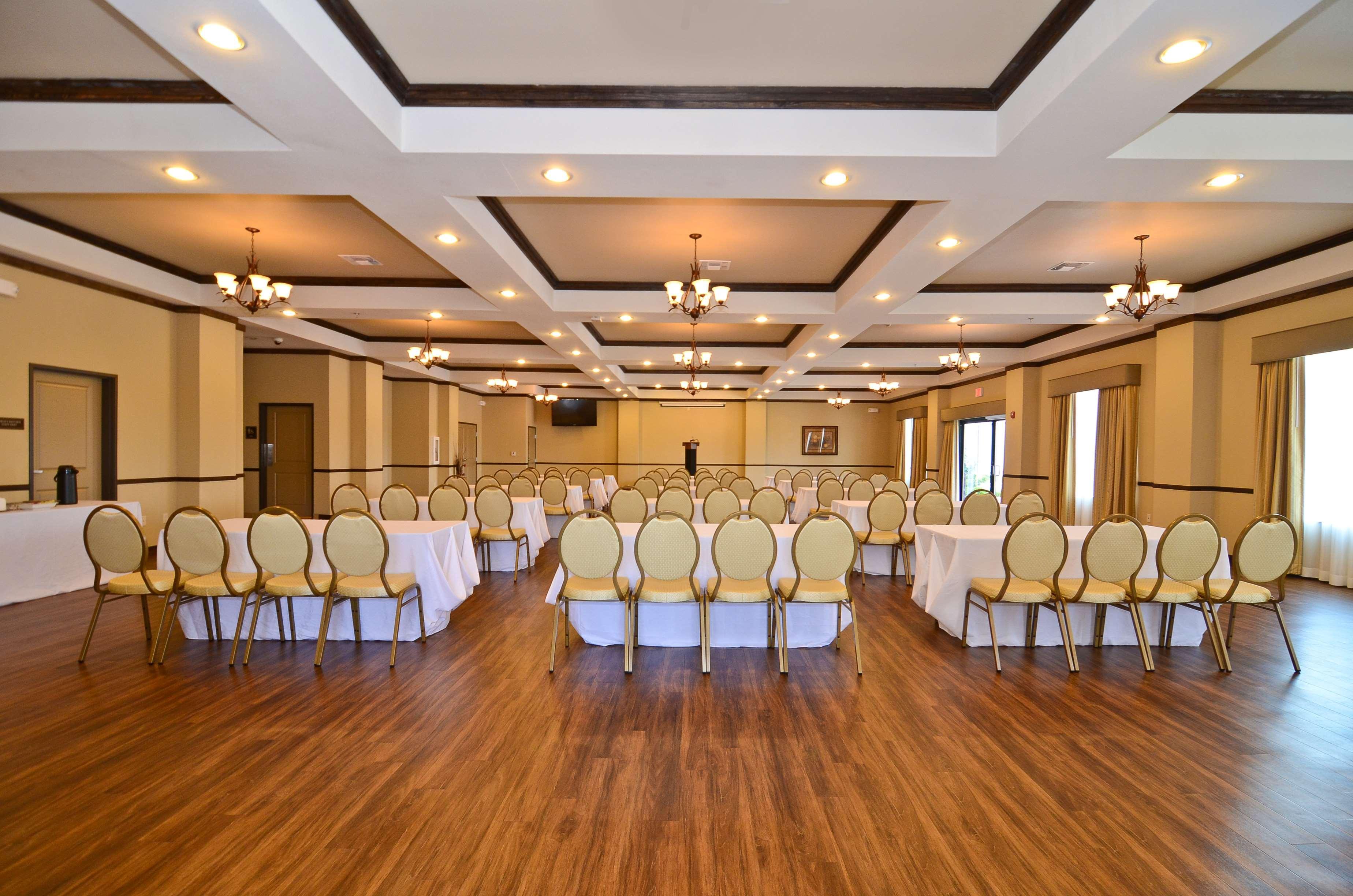 Best Western Plus Emory At Lake Fork Inn & Suites עסק תמונה