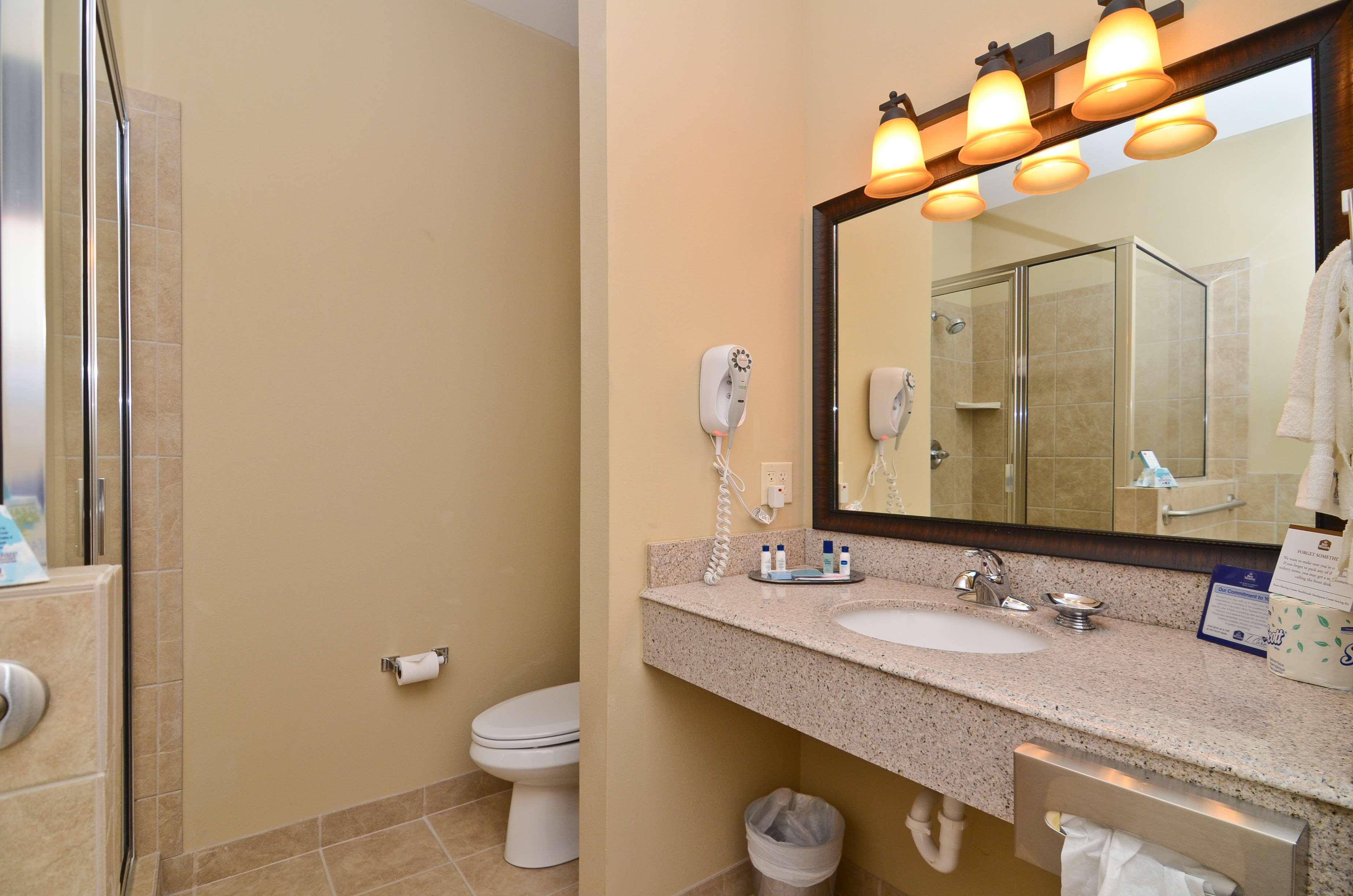 Best Western Plus Emory At Lake Fork Inn & Suites מראה חיצוני תמונה