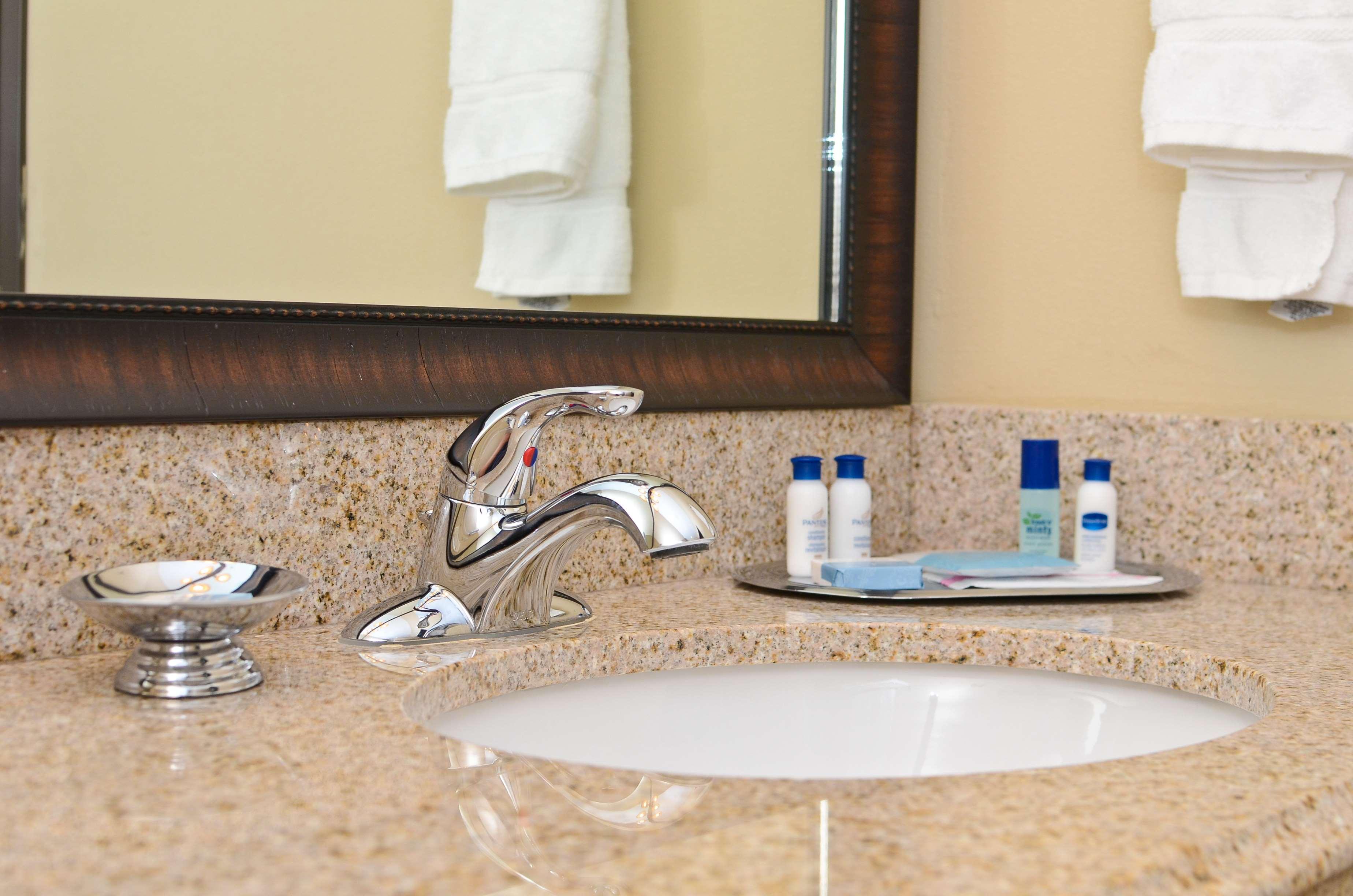 Best Western Plus Emory At Lake Fork Inn & Suites מראה חיצוני תמונה